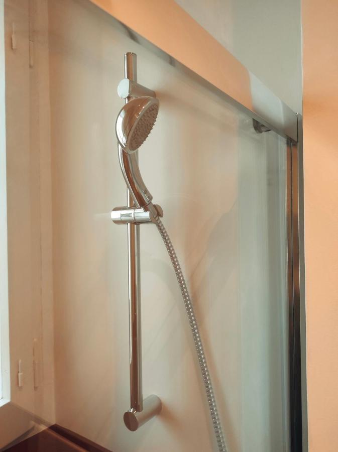 Calogiuri Nest Apartment Лече Екстериор снимка