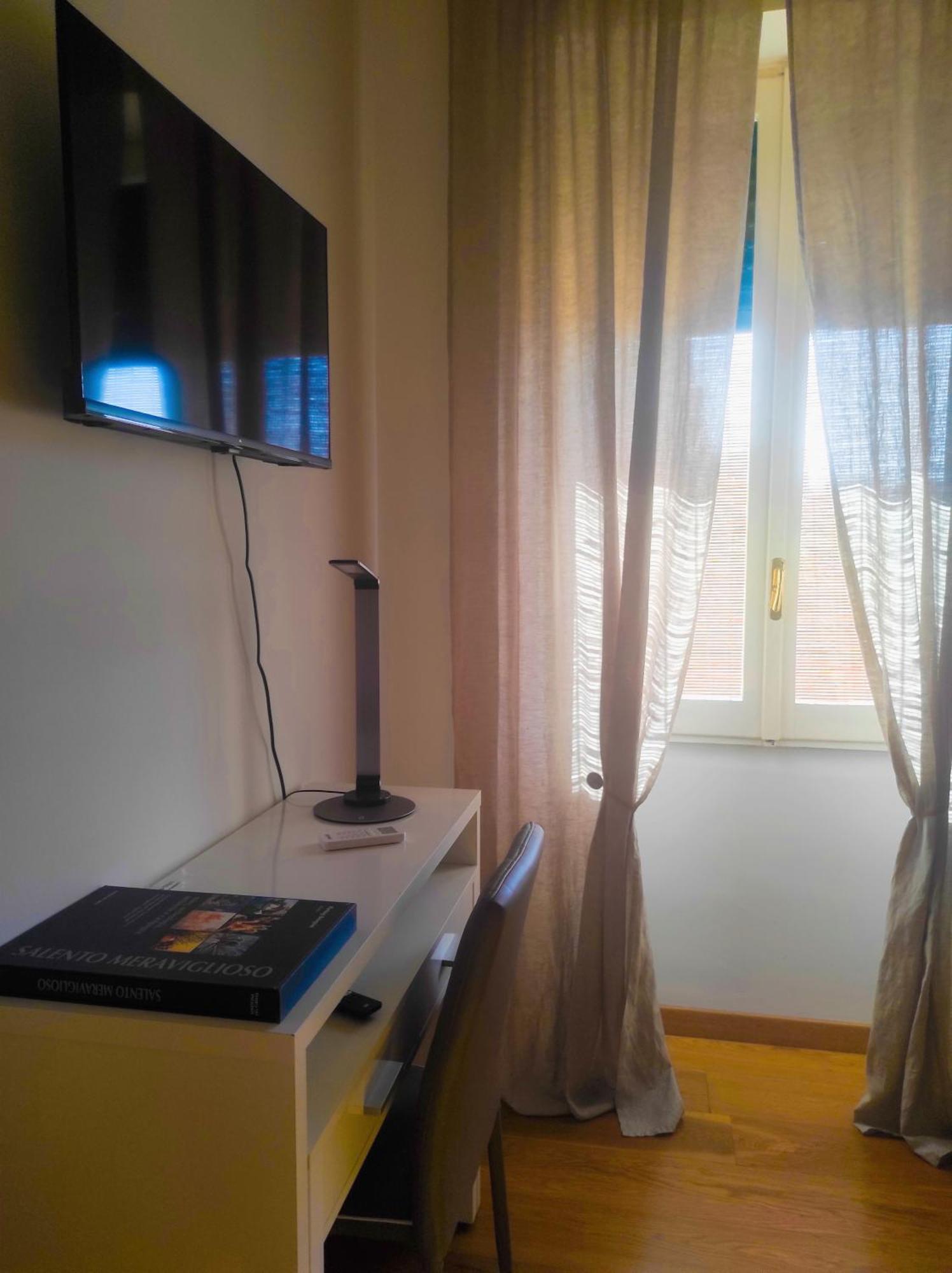 Calogiuri Nest Apartment Лече Екстериор снимка