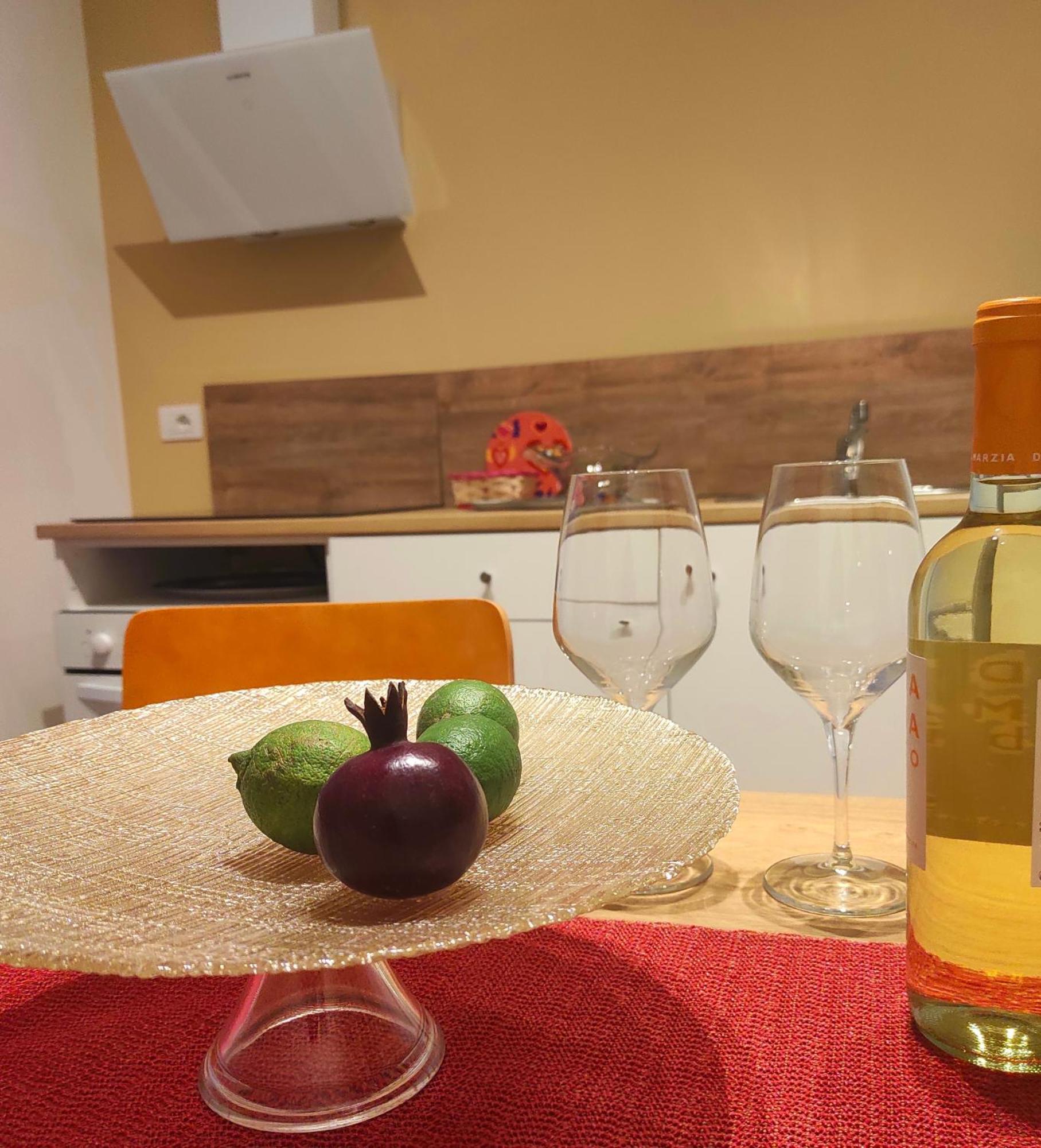 Calogiuri Nest Apartment Лече Екстериор снимка
